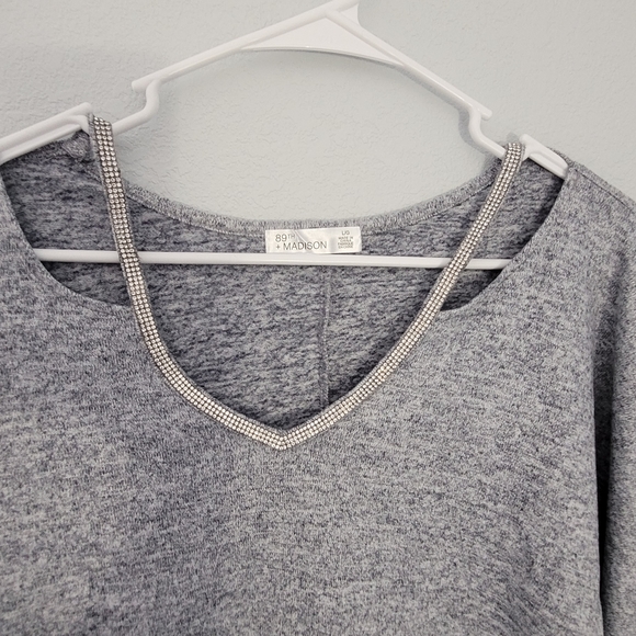 Women's shirt - Picture 2 of 4